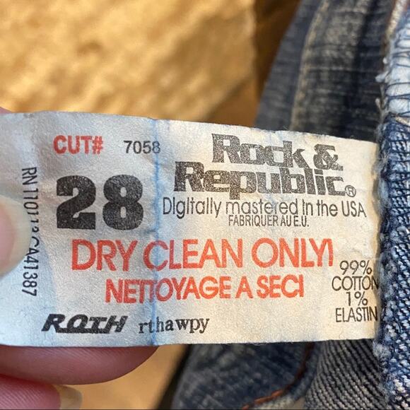 Rock & Republic Roth Flare Jeans #7058 Sz 28 Y2K - Picture 6 of 6
